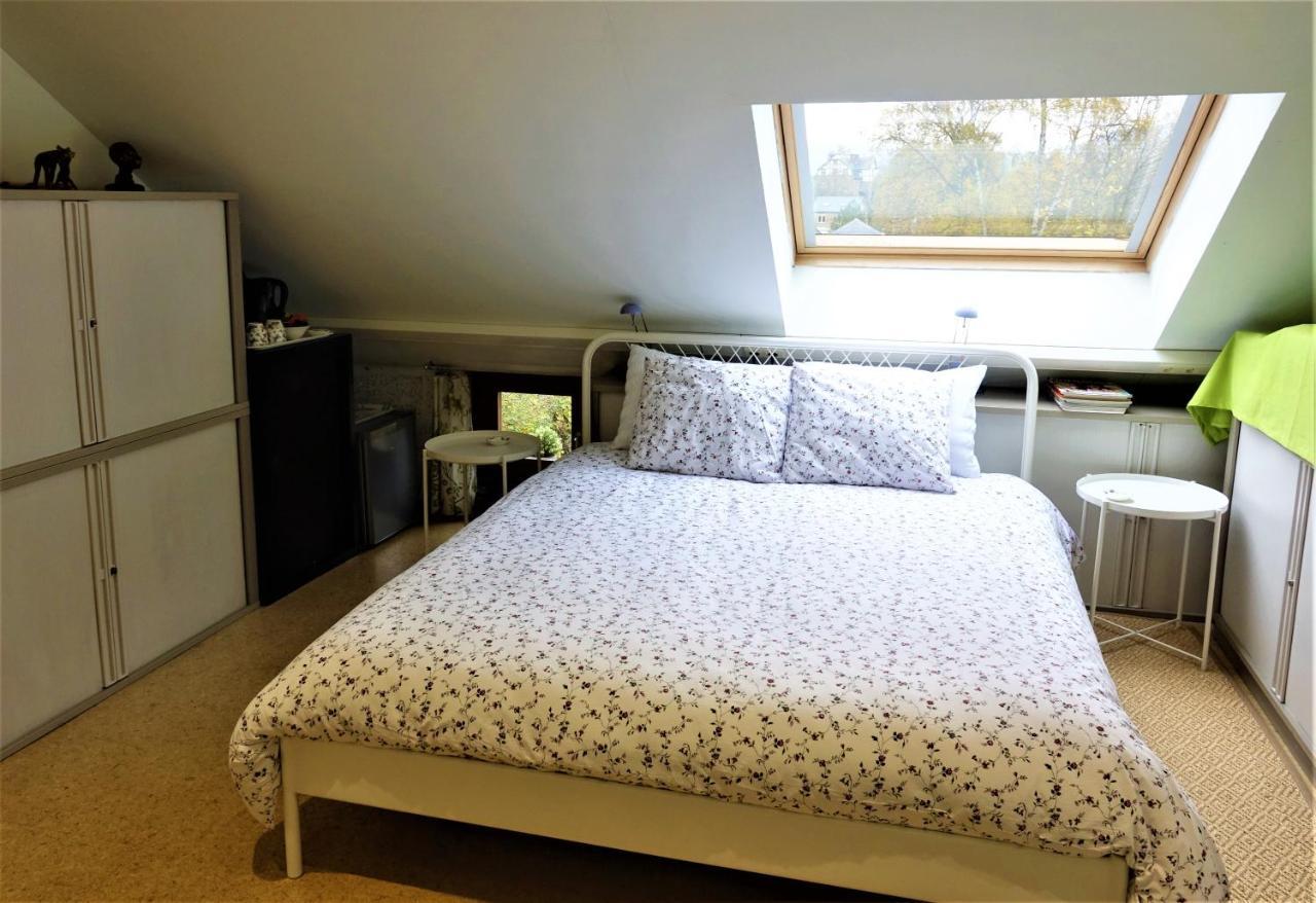 Bed and Breakfast Le Jardin Des Miroirs Esneux Exterior foto